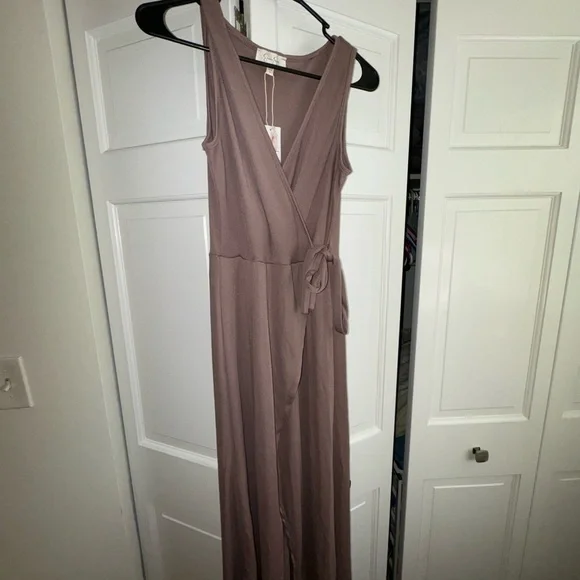 Jessica Simpson bodycon maxi dress (0132) - Picture 3 of 8